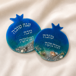 Epoxy Pomegranates: Decorative Table Decorations for Rosh Hashanah